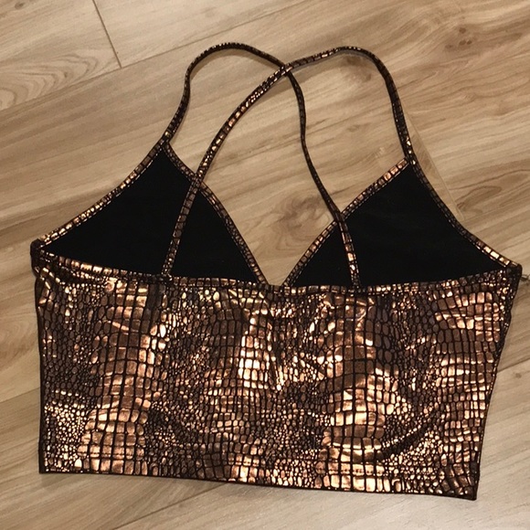 SHEIN Faux leather snakeskin crisscross crop top - Picture 2 of 3